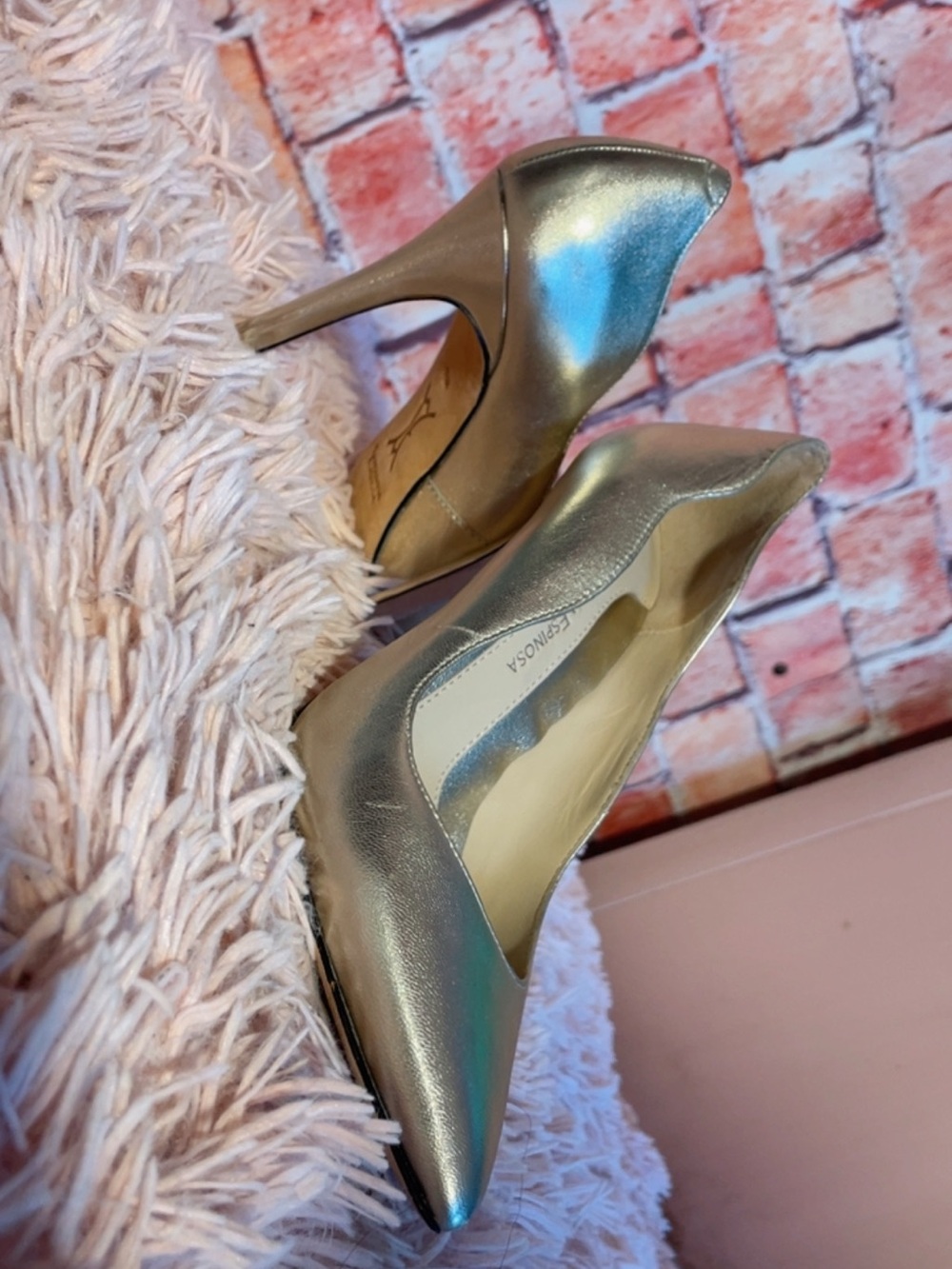 Silver Pointed-Toe Heels - Picture 5 of 6